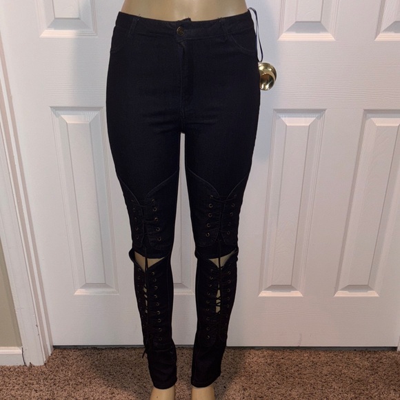 Fashion Nova Pants - NWT Fashion Nova-  double trouble lace up front jeans size 7